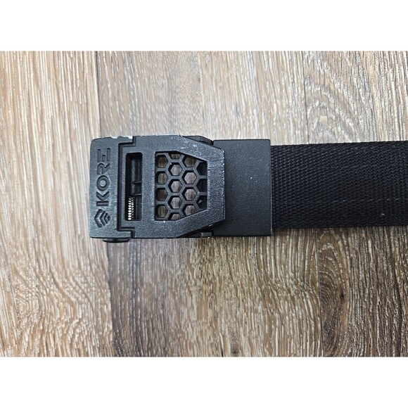 Kore Essentials Structured Canvas 28-32 Waist Track Belt Adjustable Ratchet - Picture 7 of 14